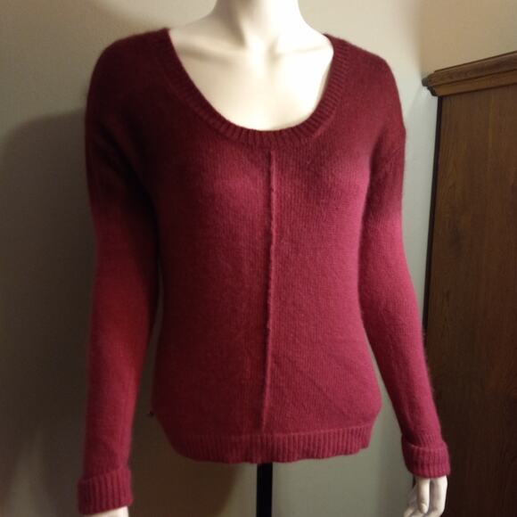 Olivia Sky Ombre Burgundy Angora Blend Sweater Women XS Soft Fuzzy Cashmere Feel - Picture 8 of 10